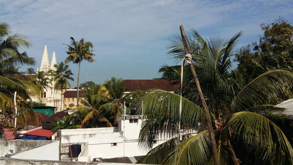 Niya Nest Homestay Kochi Exterior photo